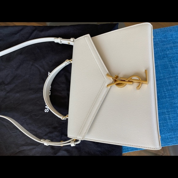 YSL Medium Cassandra Bag. - Picture 12 of 15